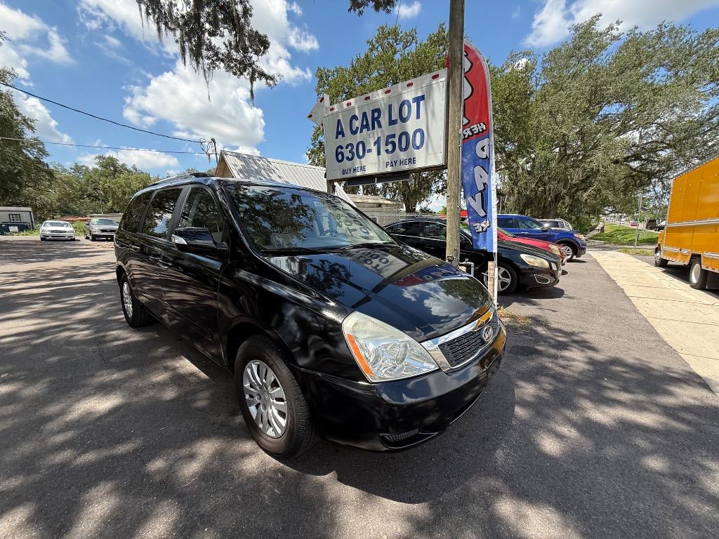 2012 Kia Sedona - $5,950