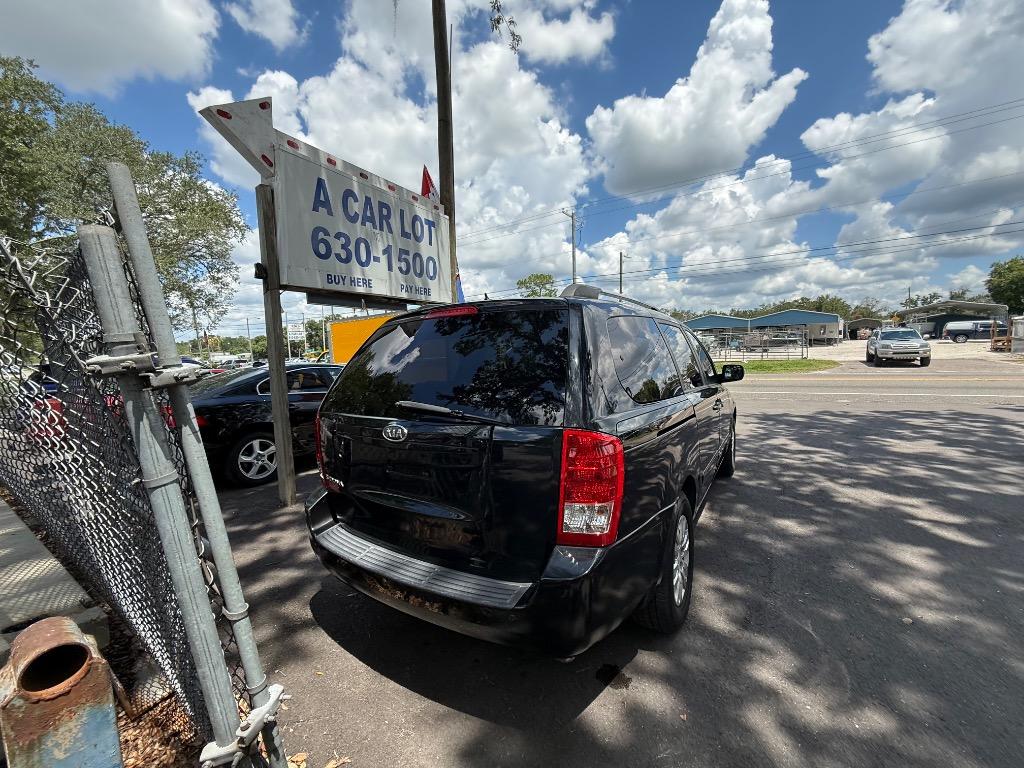 2012 Kia Sedona - $5,950