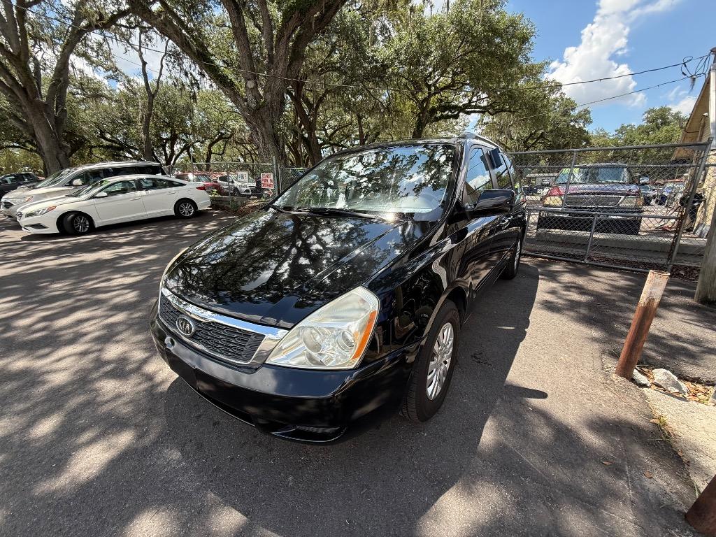 2012 Kia Sedona - $5,950