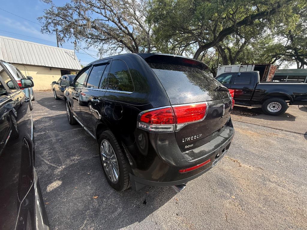 2011 Lincoln MKX - $5,950