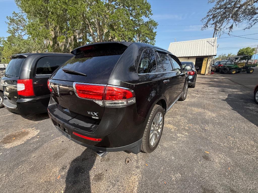 2011 Lincoln MKX - $5,950