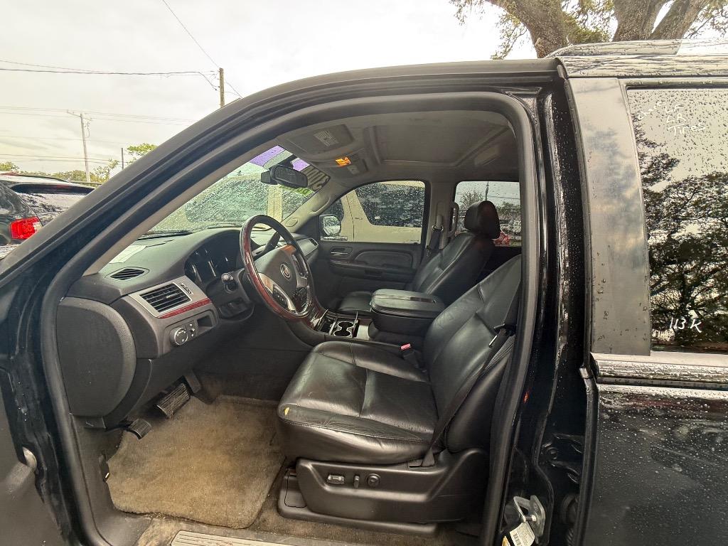2007 Cadillac Escalade - $8,950