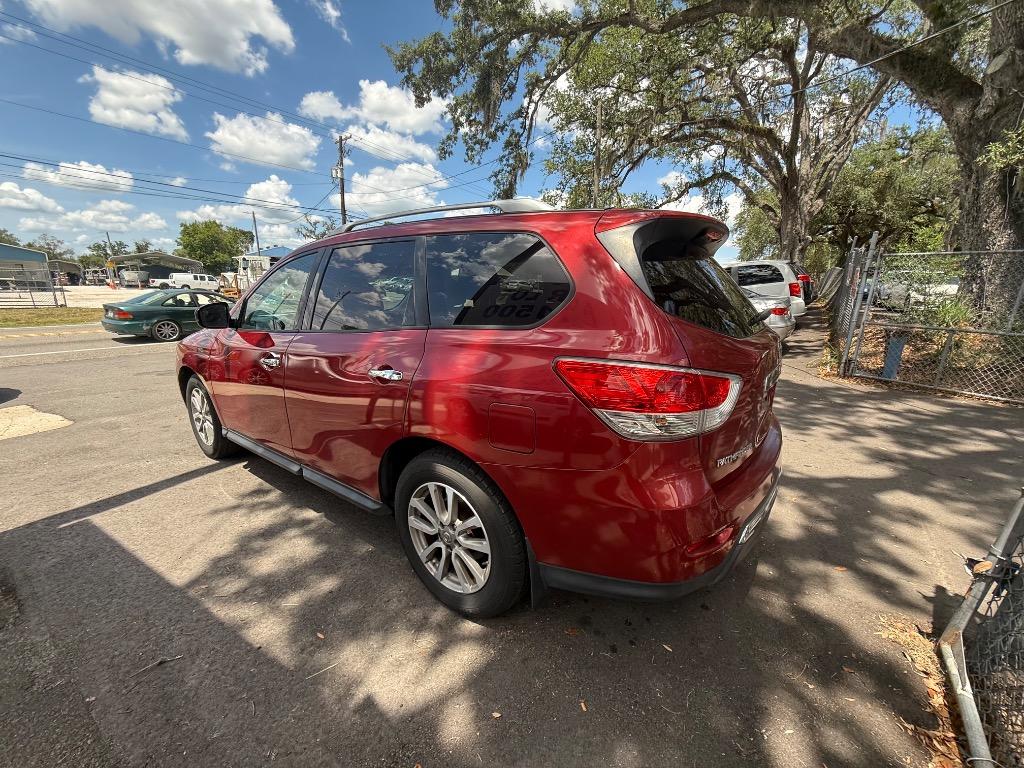 2015 Nissan Pathfinder - $6,950