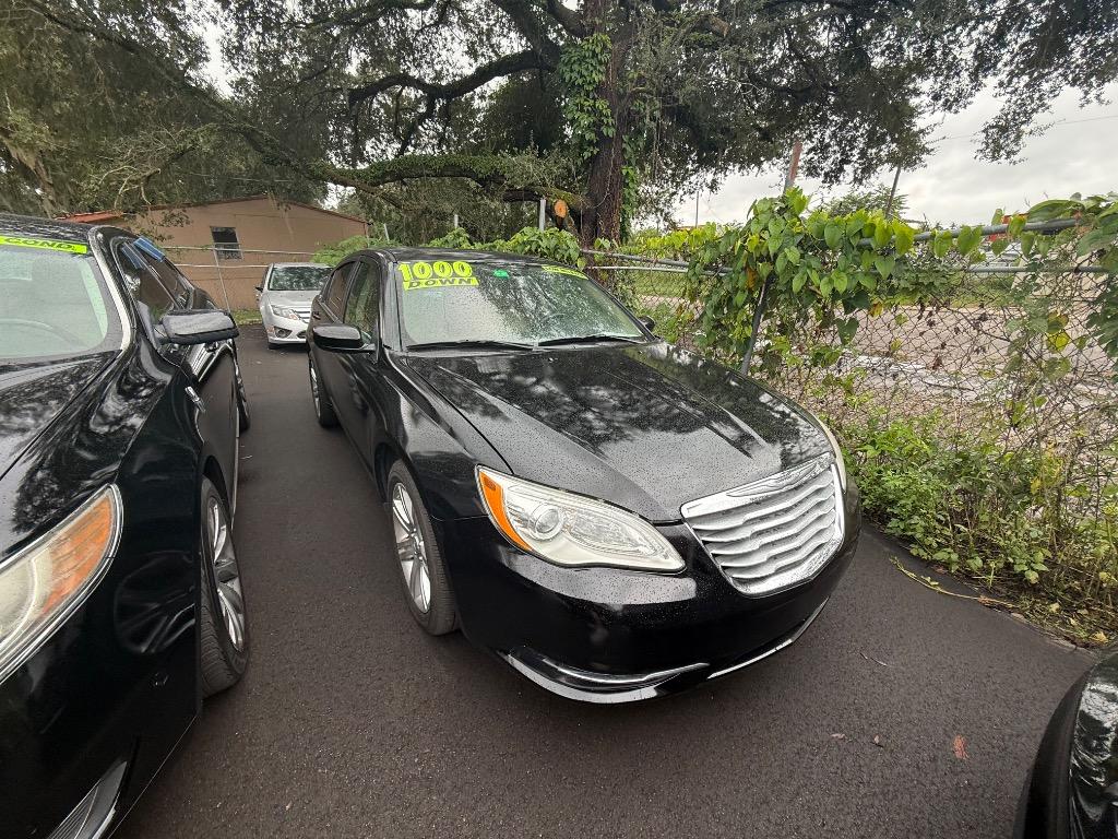 2012 Chrysler 200