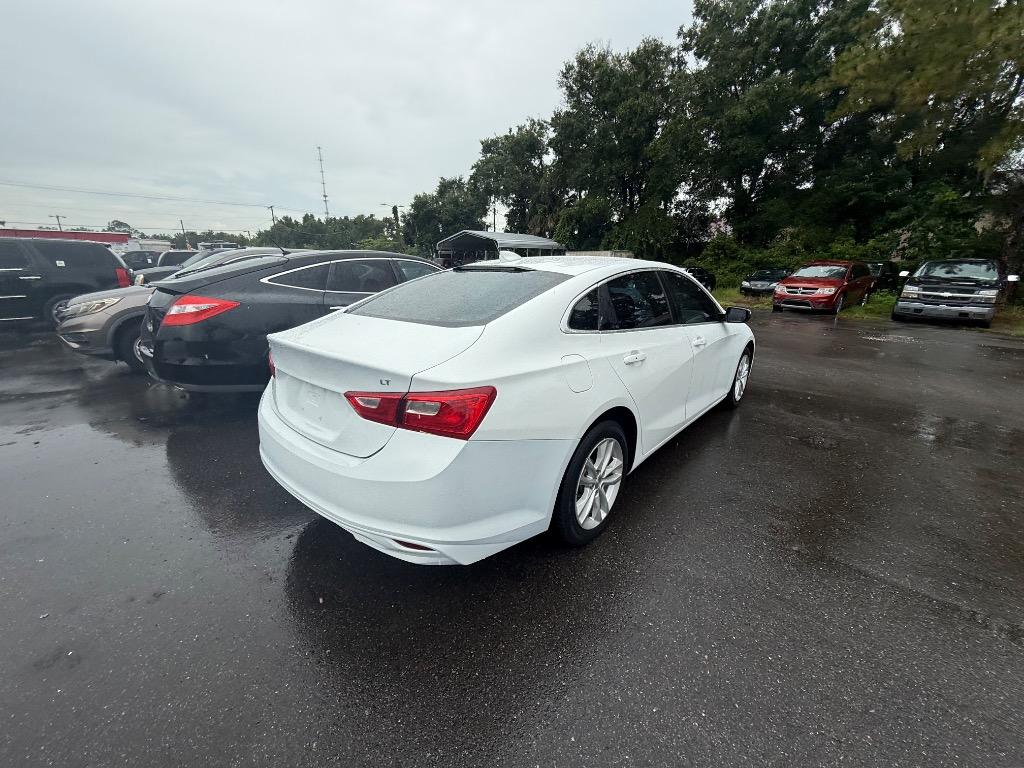 2018 Chevrolet Malibu - $8,500