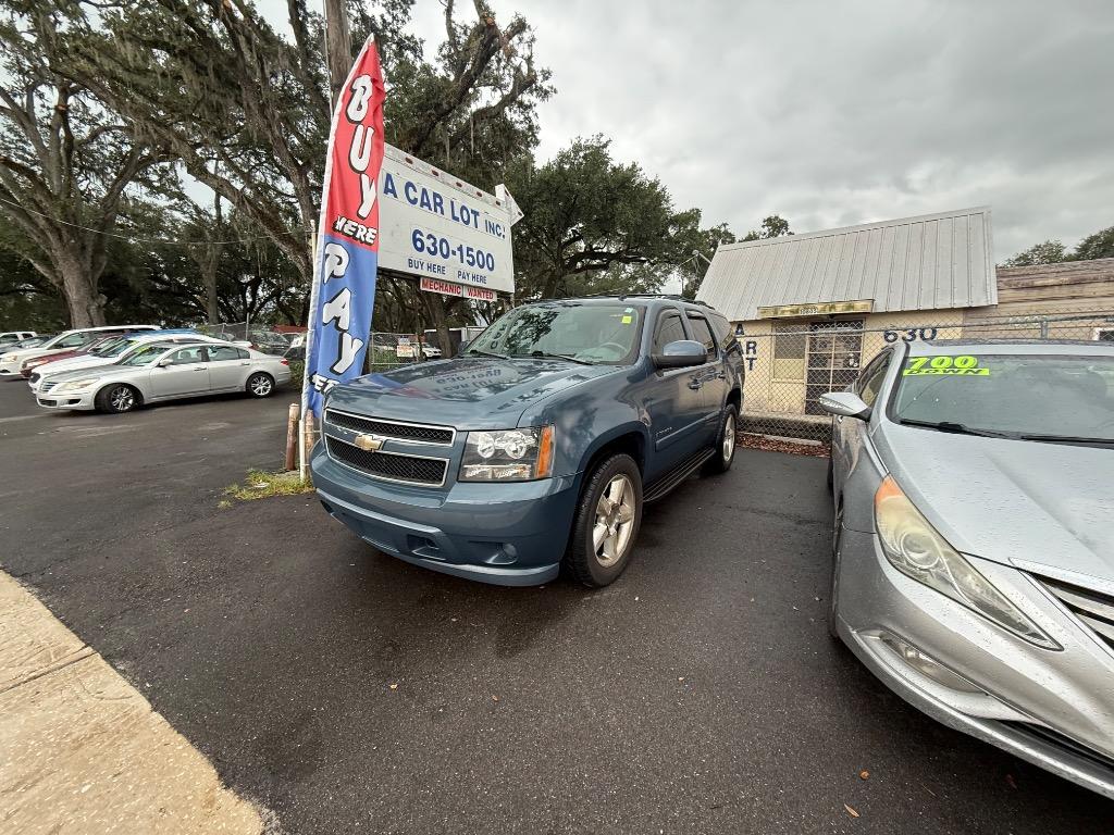 2009 Chevrolet Tahoe - $10,500