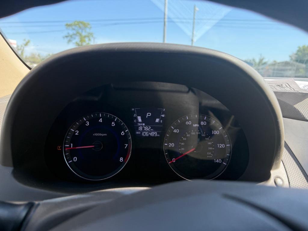 2012 Hyundai Accent - $5,950