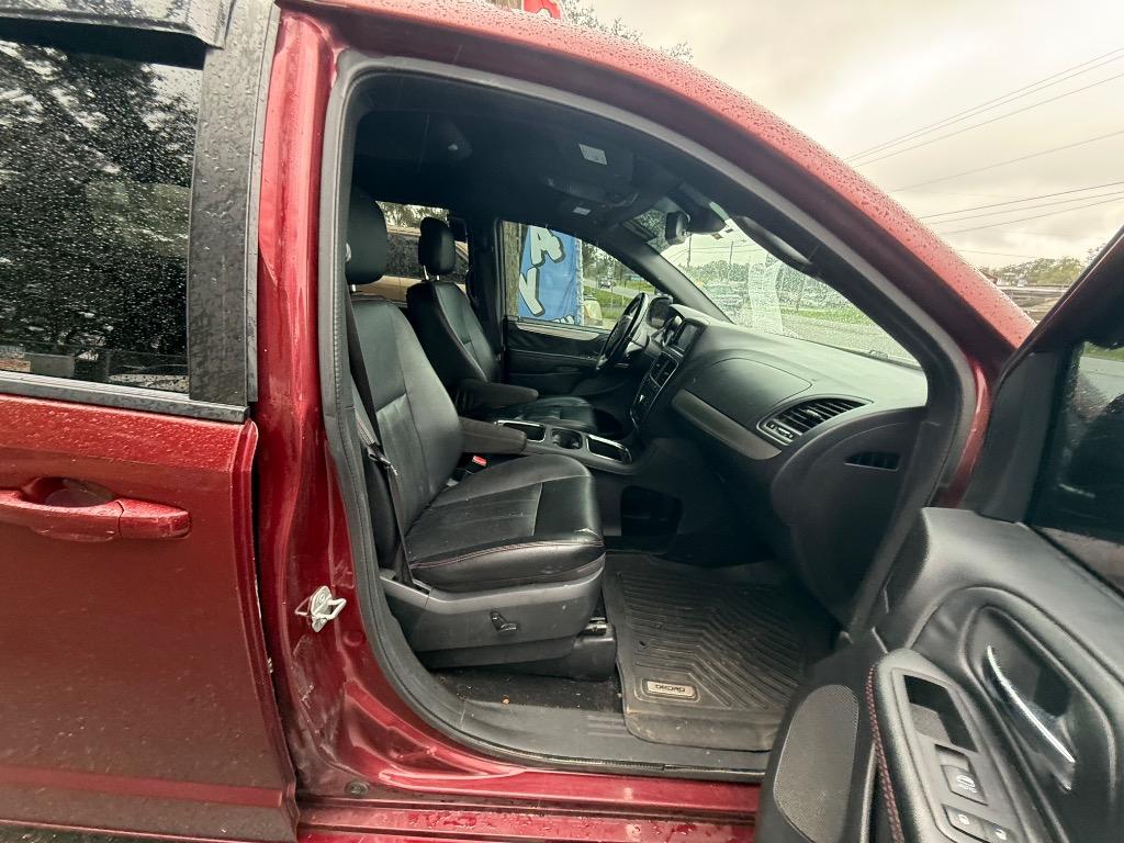 2019 Dodge Grand Caravan - $5,500