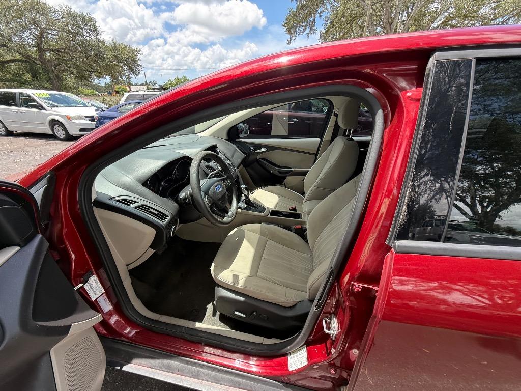2015 Ford Focus - $4,500