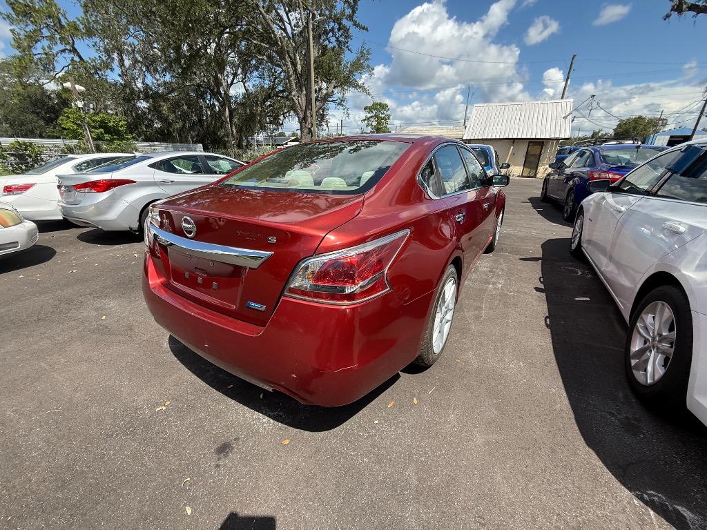 2014 Nissan Altima - $5,800
