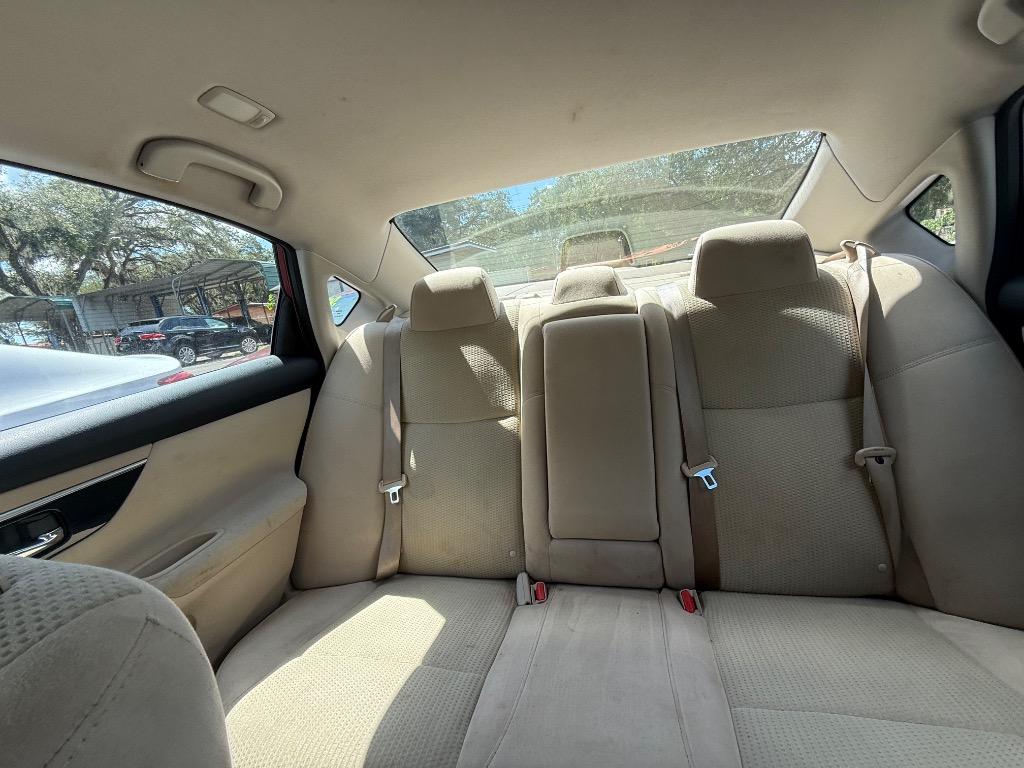 2014 Nissan Altima - $5,800