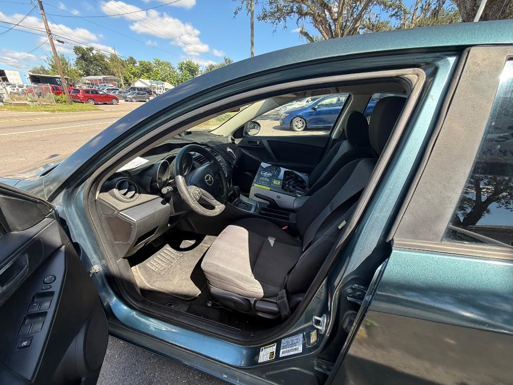 2010 MAZDA MAZDA3 - $4,200