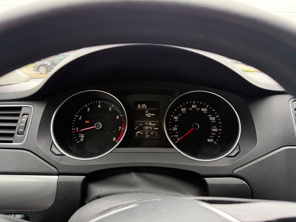2015 Volkswagen Jetta - $5,950