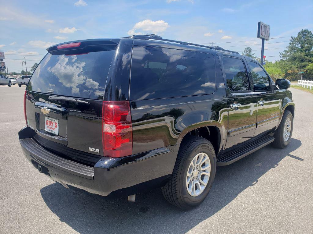 2008 Chevrolet Suburban LT 1500 photo