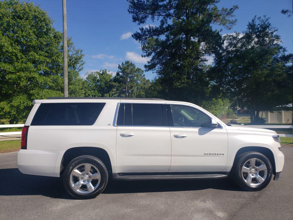 2016 Chevrolet Suburban  photo