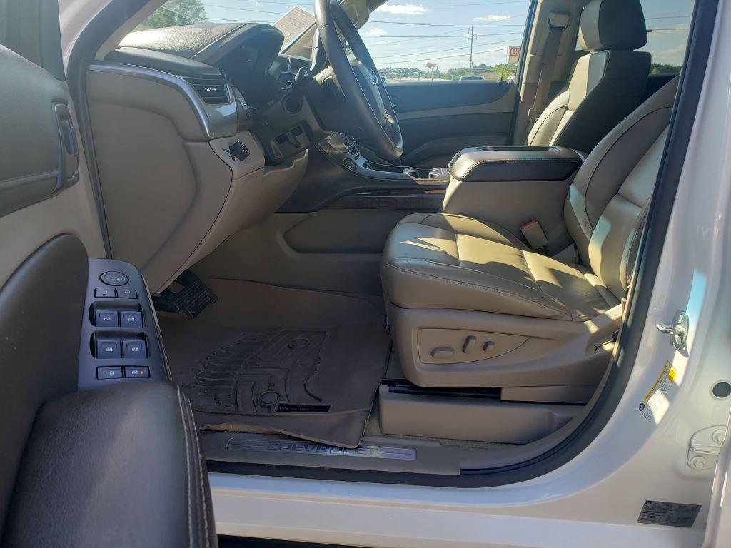 2016 Chevrolet Suburban  photo