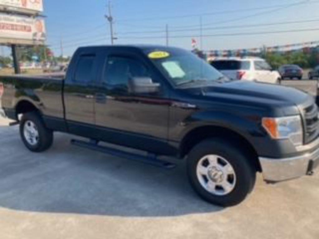 2014 Ford F-150 STX photo