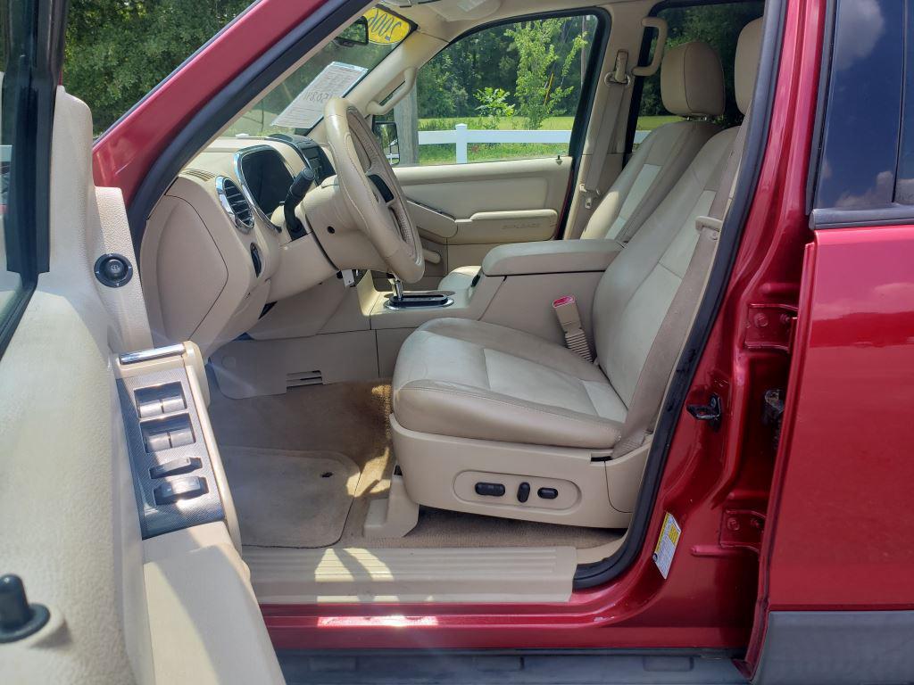 2006 Ford Explorer - $5,995