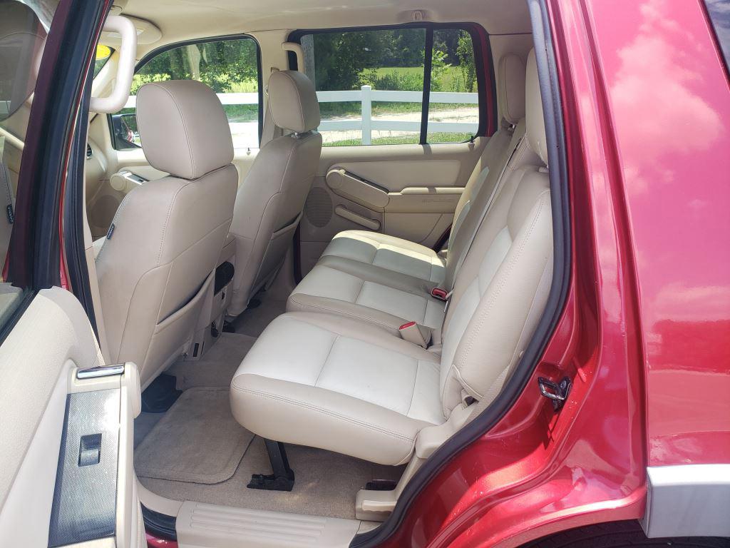 2006 Ford Explorer - $5,995