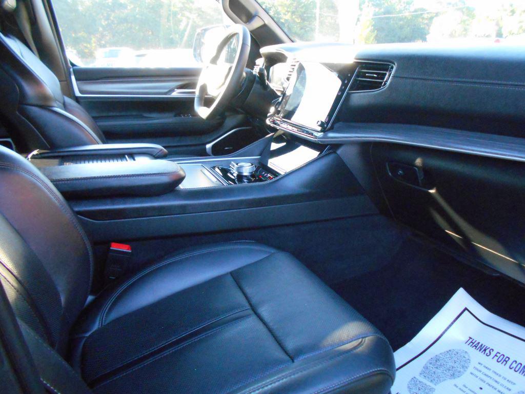 2023 Jeep Wagoneer - $33,800