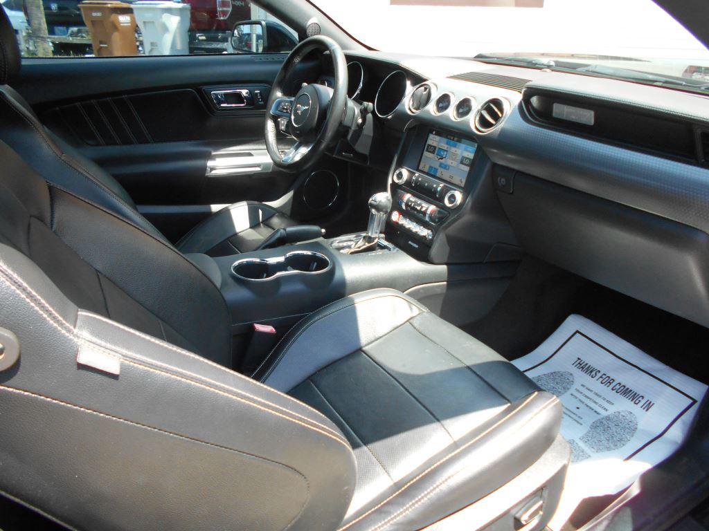 2017 Ford Mustang - $17,990