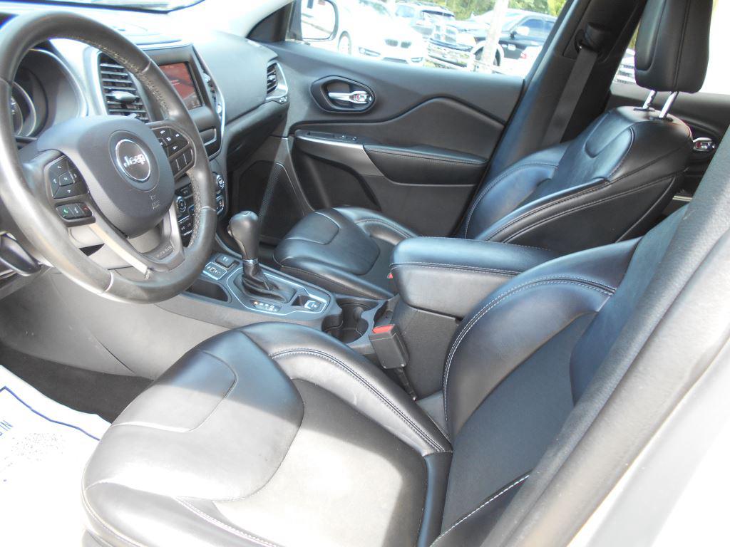 2020 Jeep Cherokee - $12,990