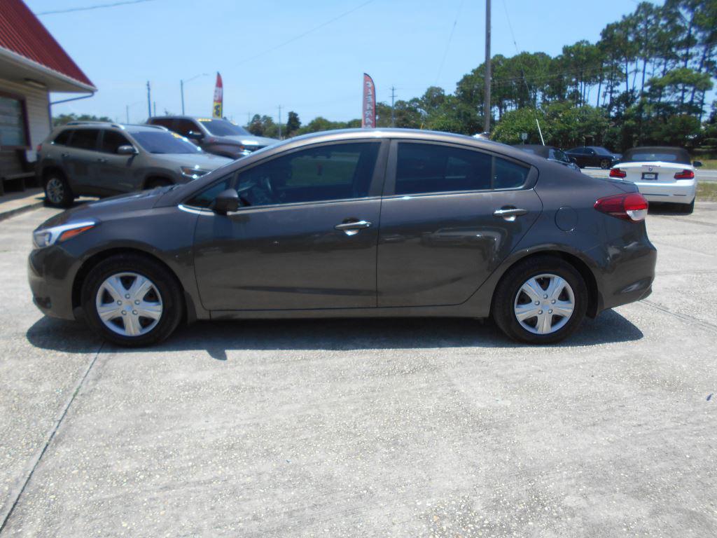 2018 Kia Forte - $9,800