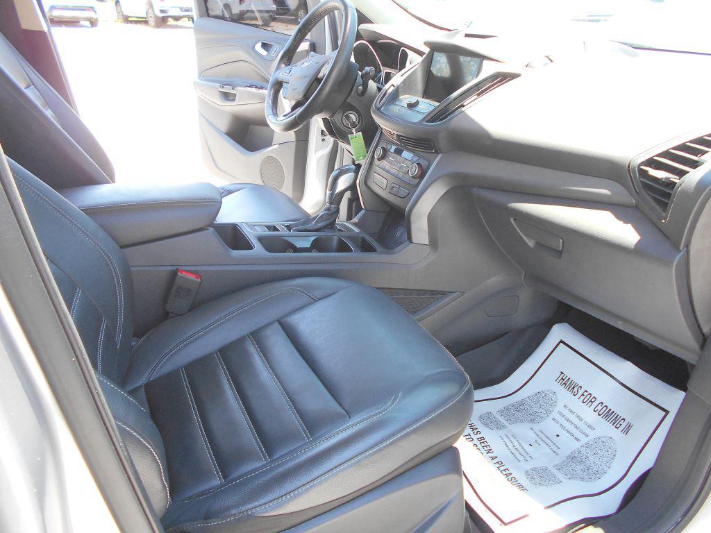 2018 Ford Escape - $10,990