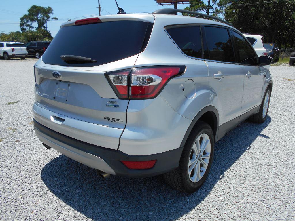 2018 Ford Escape - $10,990