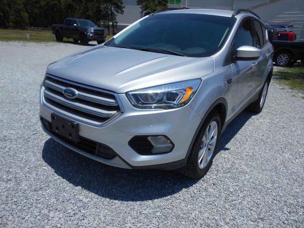2018 Ford Escape - $10,990
