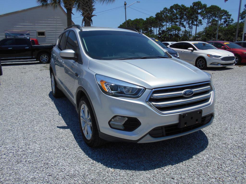 2018 Ford Escape - $10,990