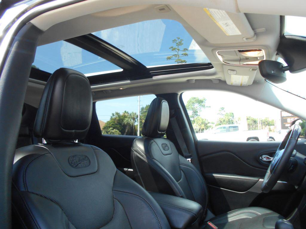 2019 Jeep Cherokee - $19,800