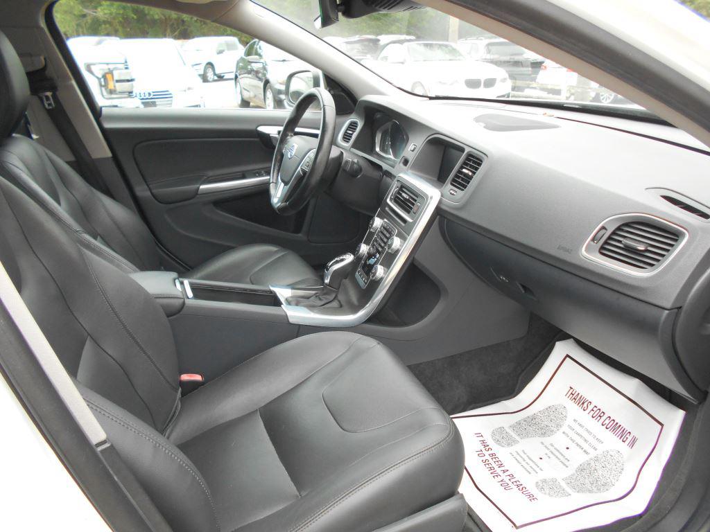 2015 Volvo S60 - $11,500
