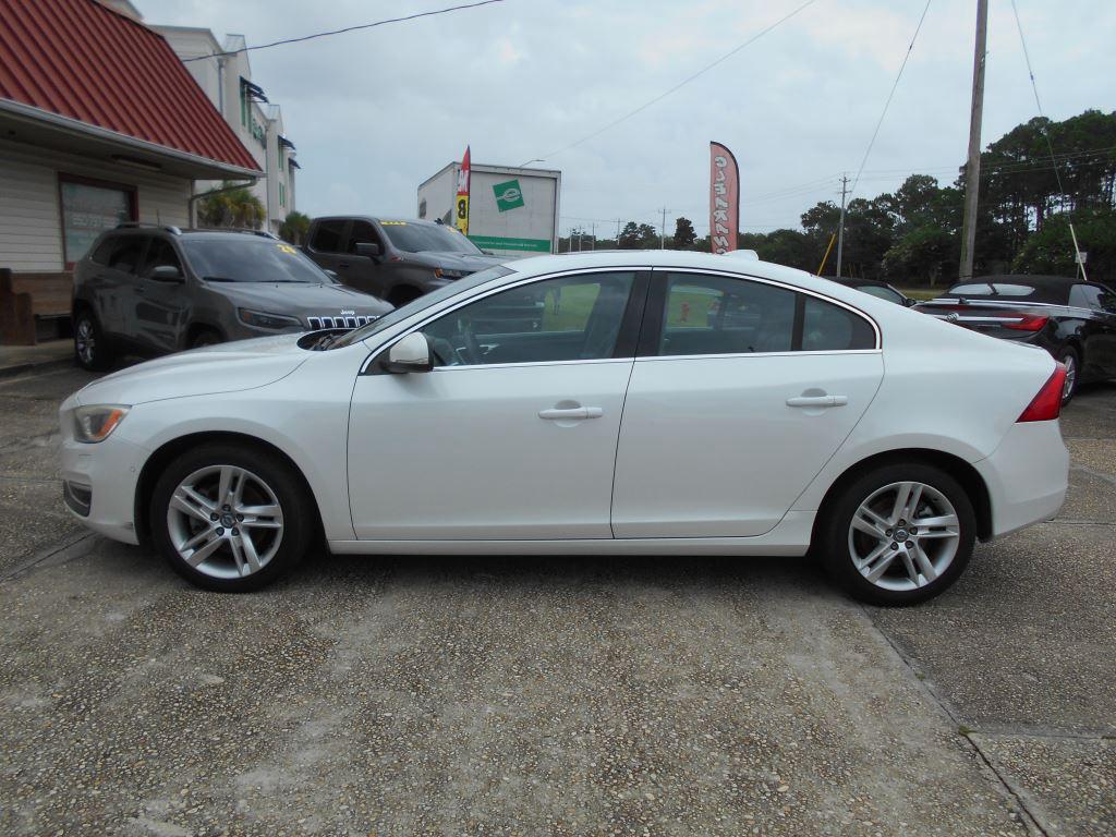 2015 Volvo S60 - $11,500