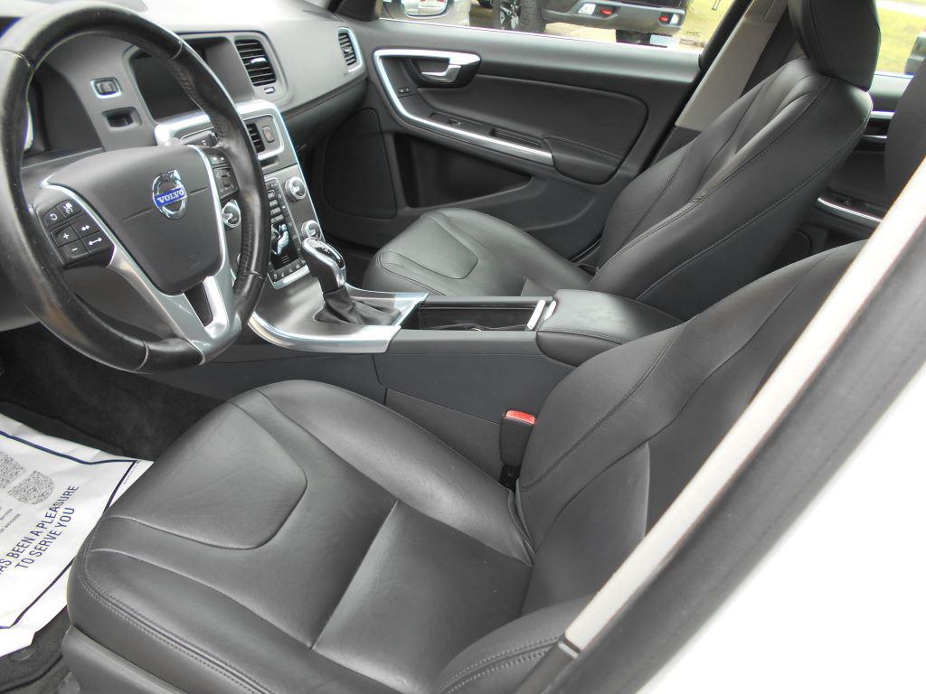 2015 Volvo S60 - $11,500