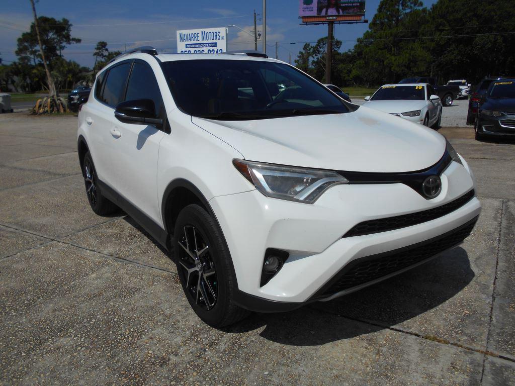 2018 Toyota RAV4 - $14,500