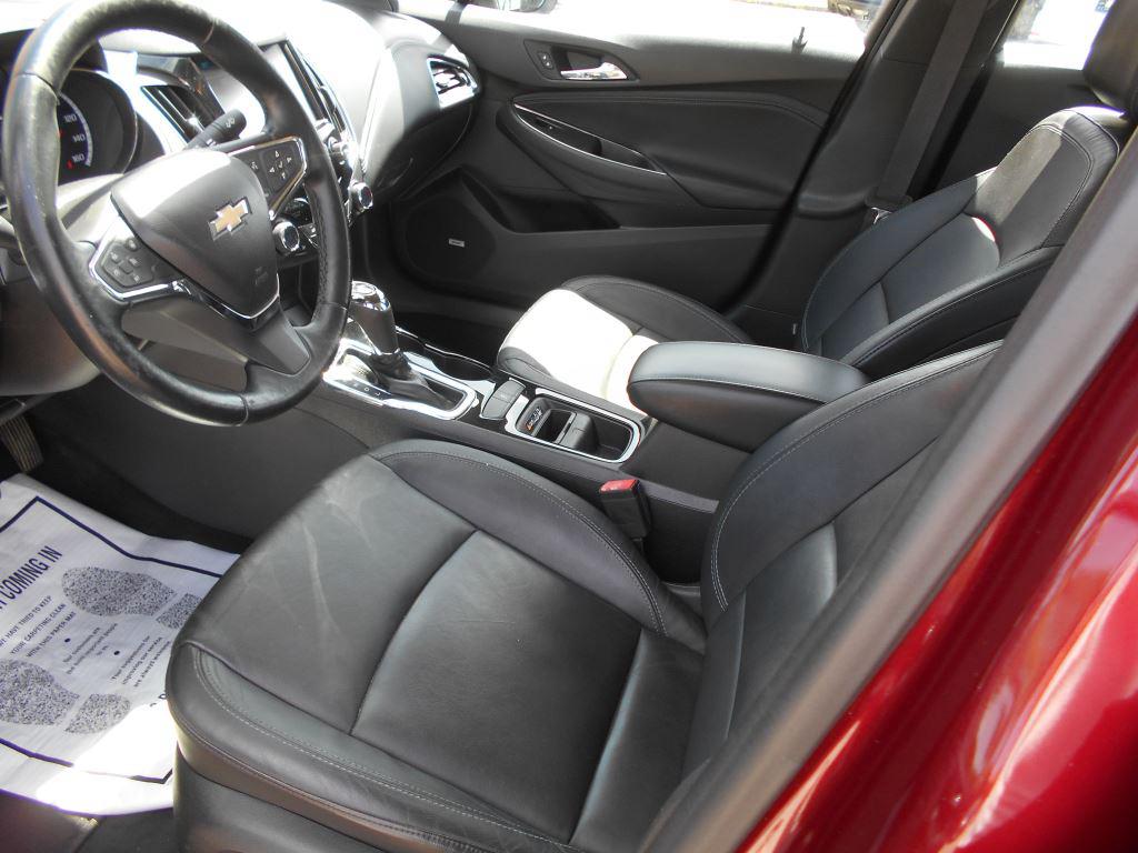 2016 Chevrolet Cruze - $8,990