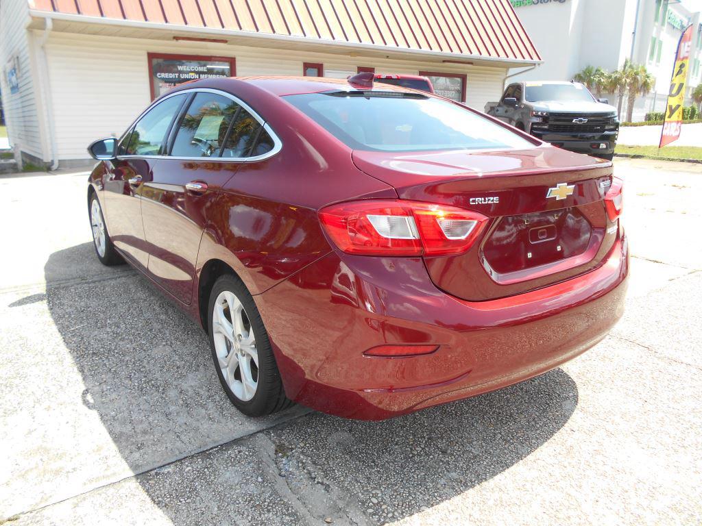 2016 Chevrolet Cruze - $8,990