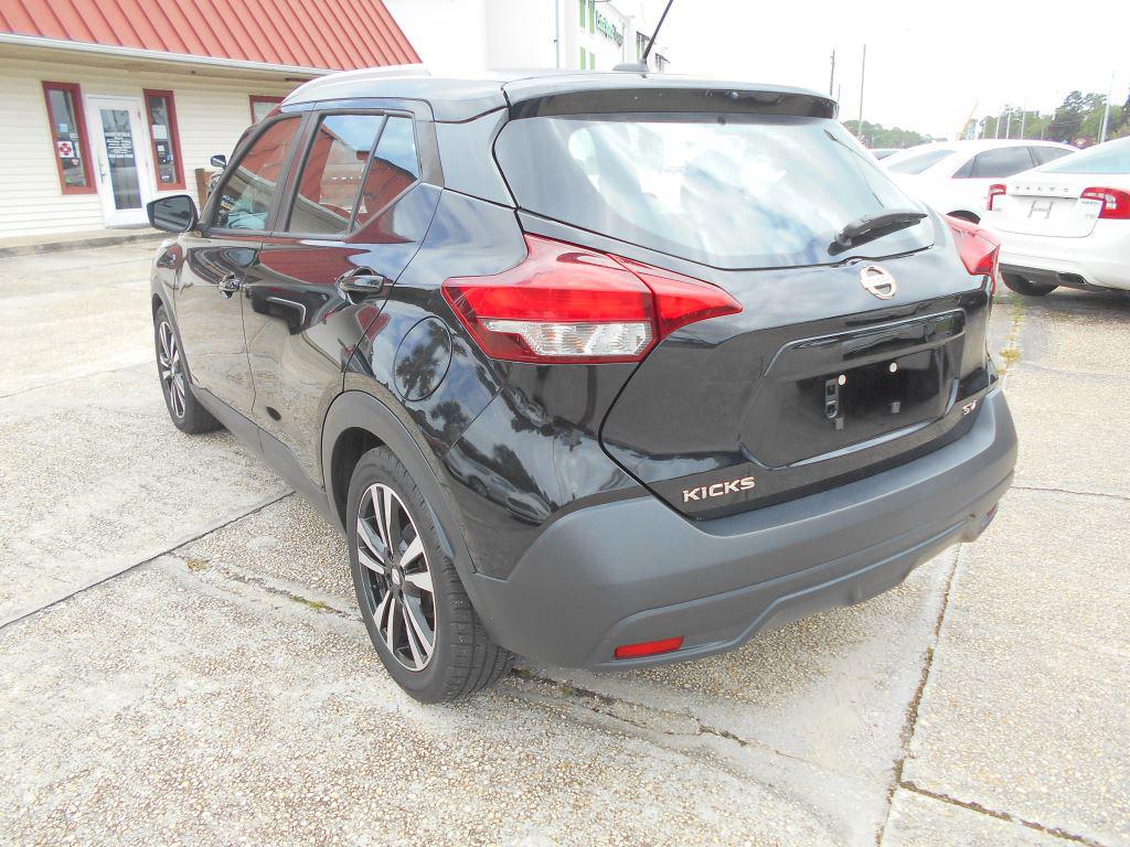 2018 Nissan Kicks - $10,500