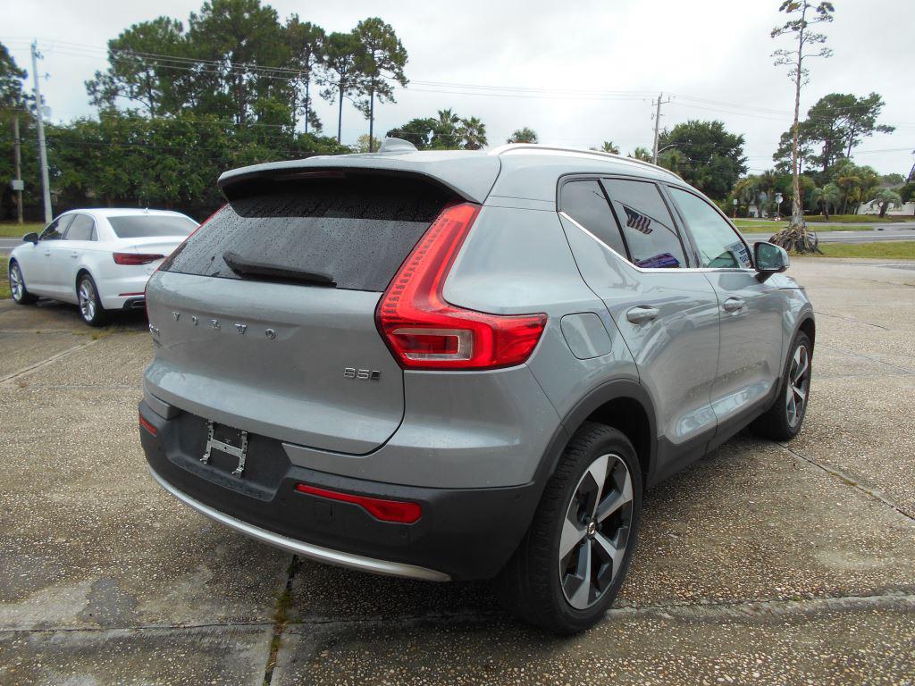 2024 Volvo XC40 - $23,990