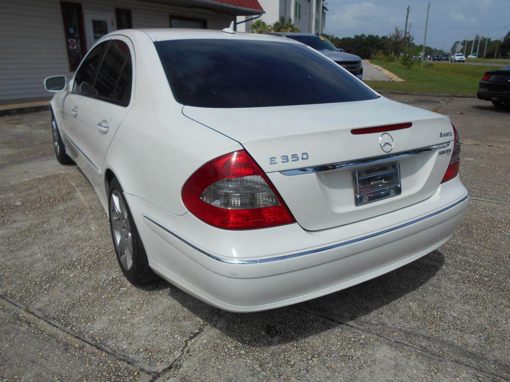 2007 Mercedes-Ben E Class E350 4d Seda - $6,990