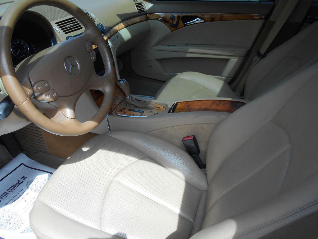 2007 Mercedes-Ben E Class E350 4d Seda - $6,990
