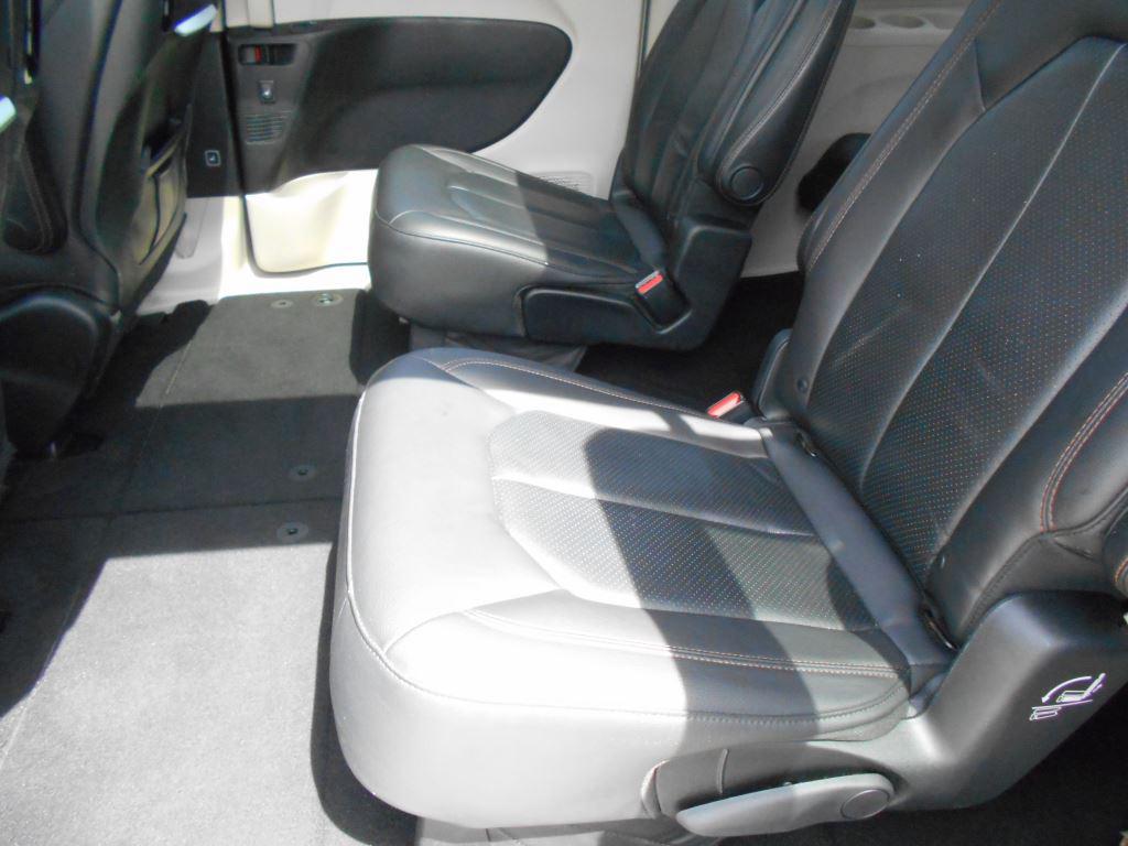 2019 Chrysler Pacifica - $14,500