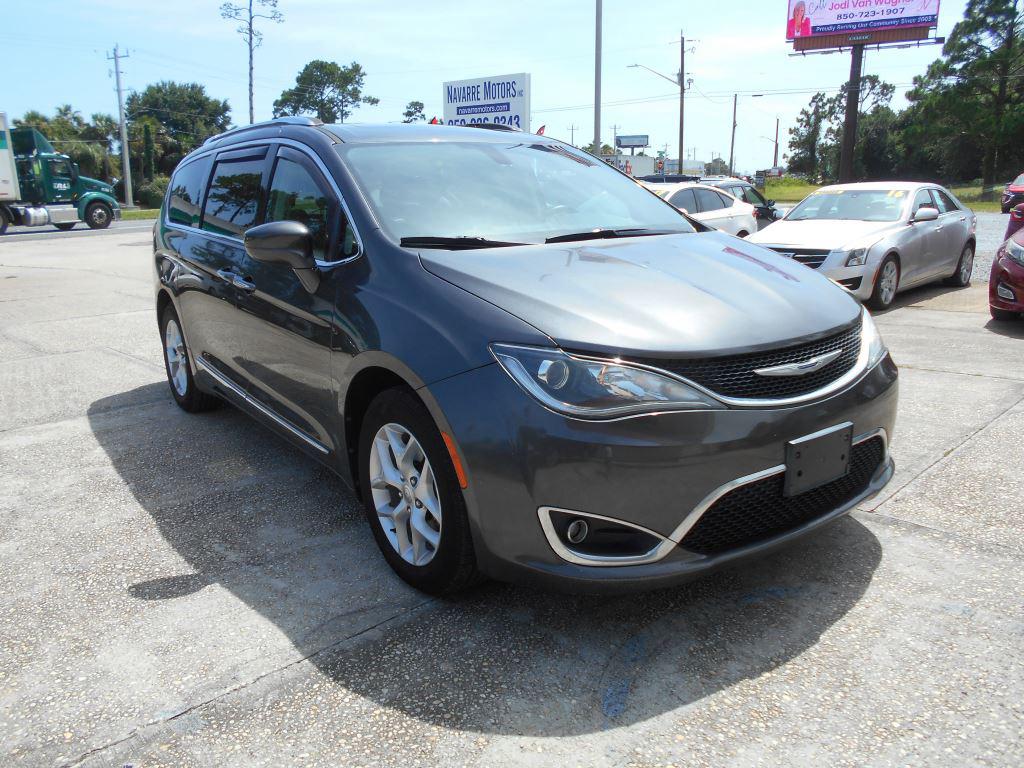 2019 Chrysler Pacifica - $14,500