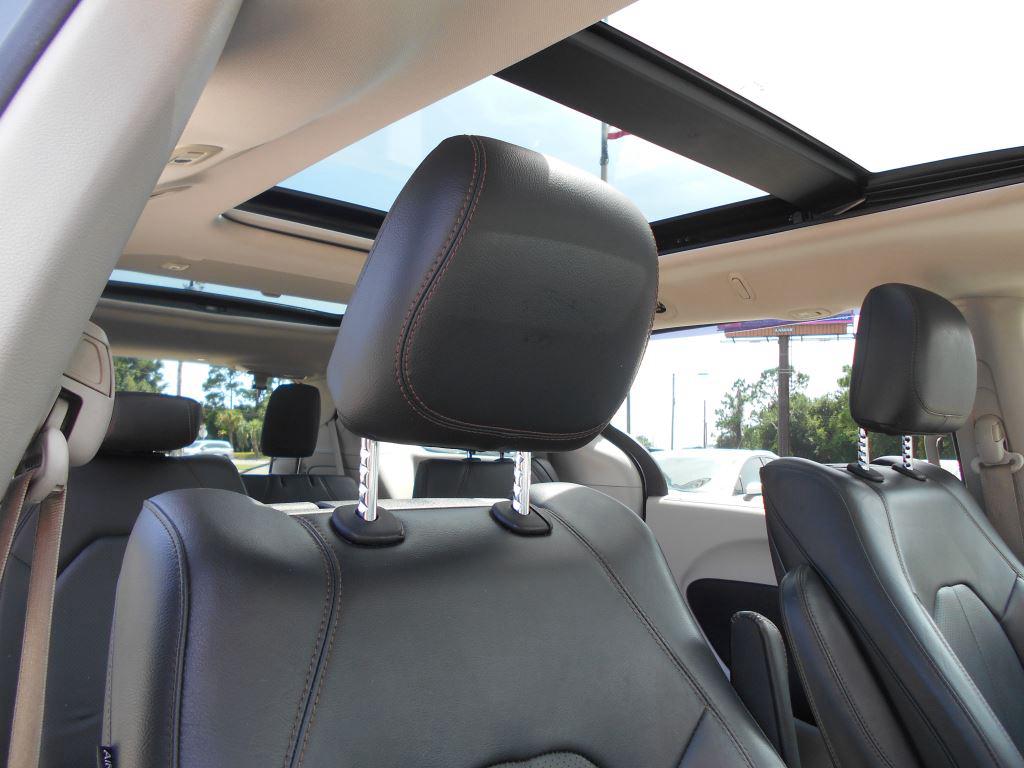 2019 Chrysler Pacifica - $14,500