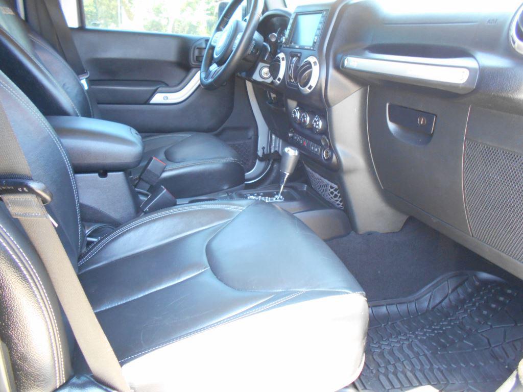 2016 Jeep Wrangler - $18,500