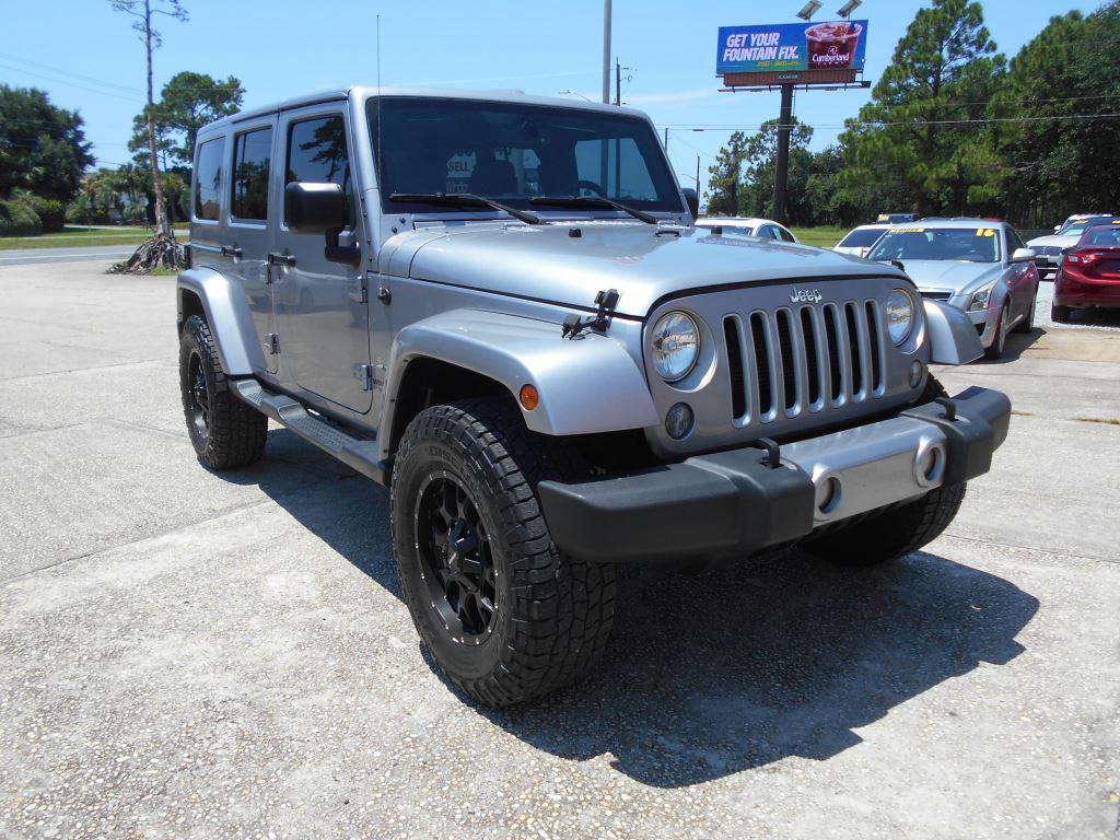 2016 Jeep Wrangler - $18,500