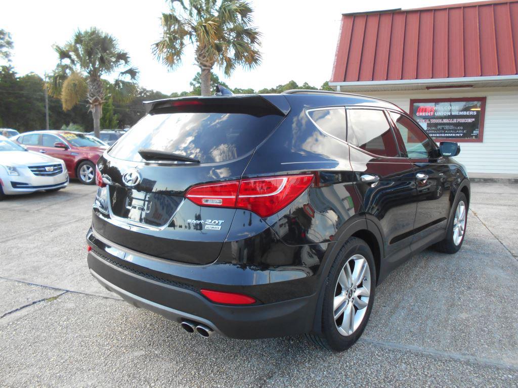 2015 Hyundai Santa Fe Sport - $10,800