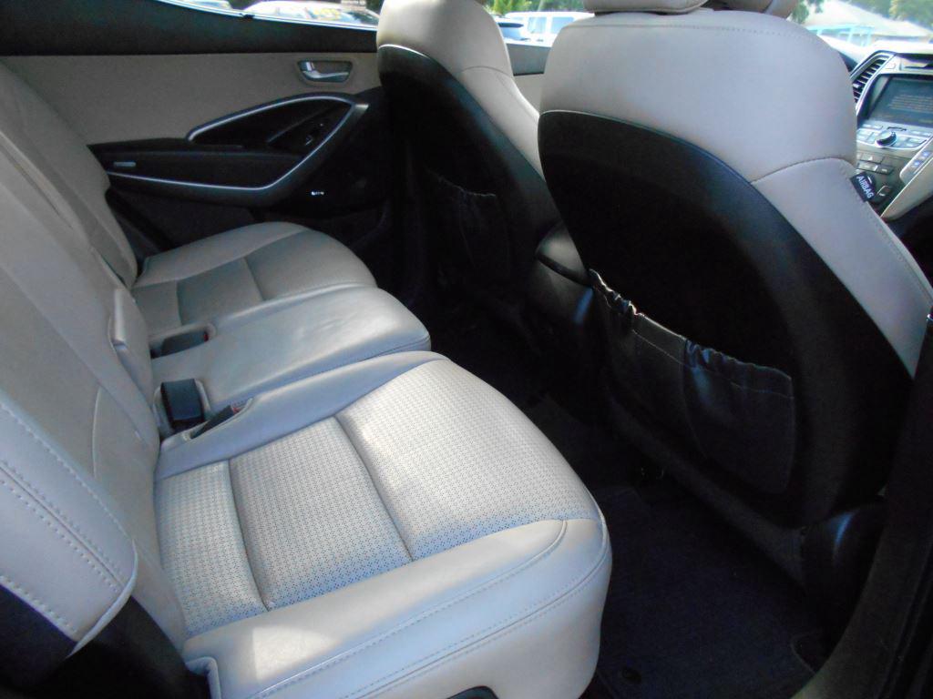 2015 Hyundai Santa Fe Sport - $10,800