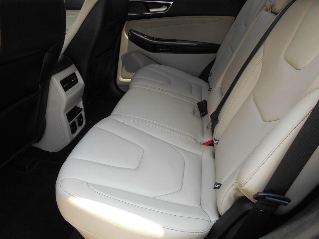 2019 Ford Edge - $17,800